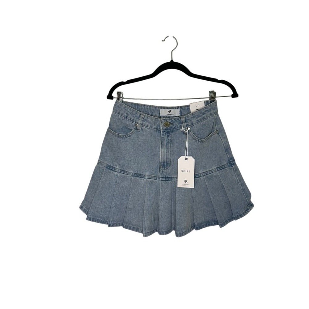 Flying Angel Denim‎ Pleated Skirt High Rise Rigid Premium Light Wash Size 7/28
